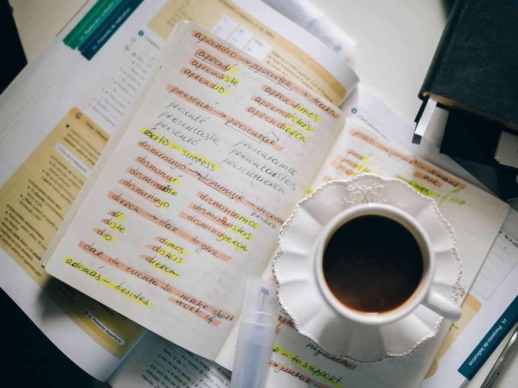Los Diferentes Tipos de Interpretación: Guía Completa para Elegir el Servicio Adecuado